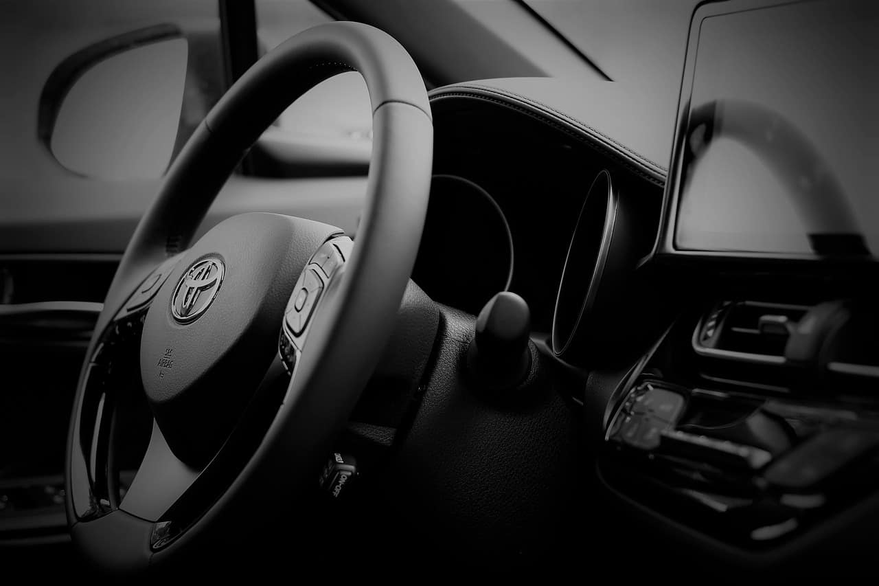 🚨 Recall Alert: 2025 Toyota Sienna Hybrids — Second-Row Seat Rail Defect